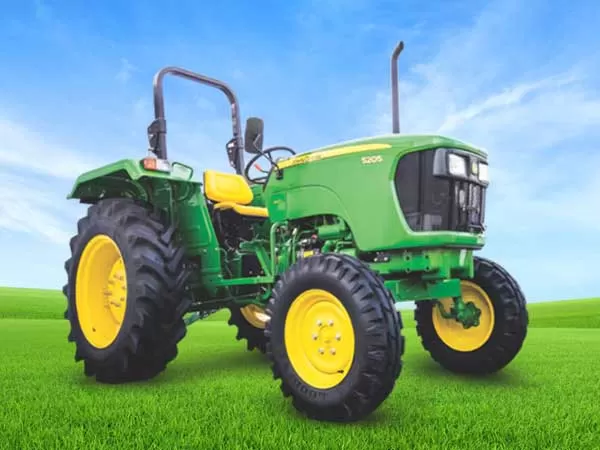 John Deere 5205