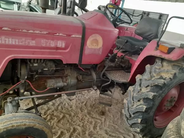 Mahindra Mahindra 575 DI