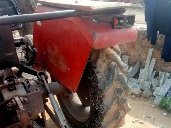 Tafe (Massey) Massey Ferguson 1035 DI