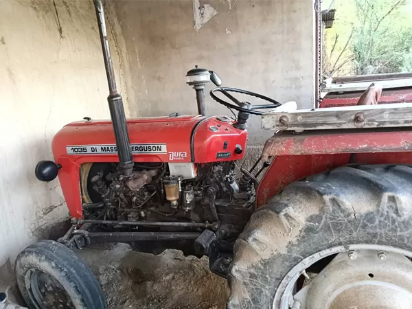 Massey Ferguson 1035 DI