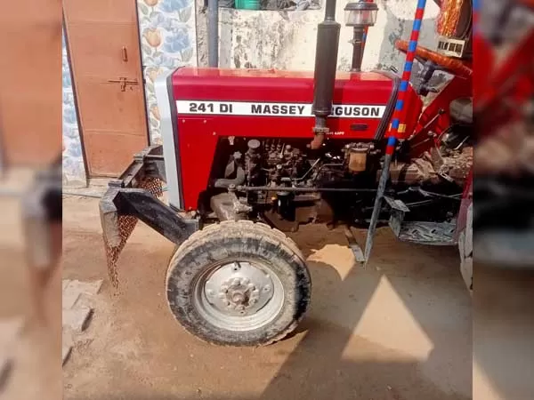 Tafe (Massey) Massey Ferguson 241 DI