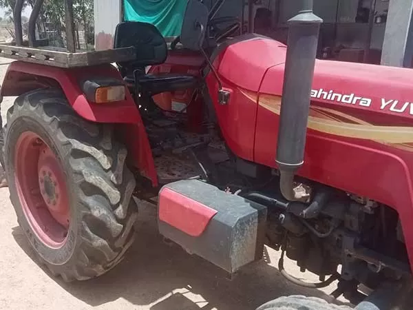 Mahindra Mahindra 275 DI TU