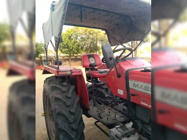 Tafe (Massey) Massey Ferguson 7250 Power