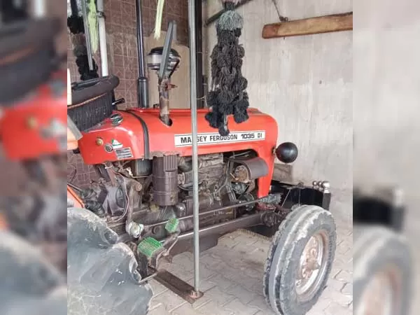 Tafe (Massey) Massey Ferguson 1035 DI