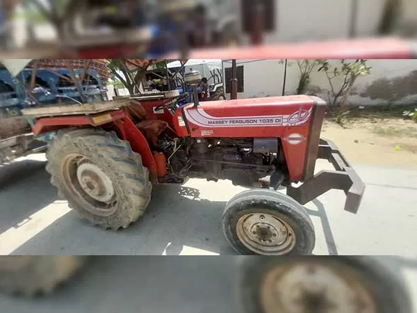 Massey Ferguson 1035 DI MAHA SHAKTI