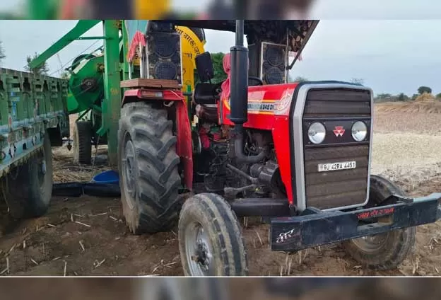 Tafe (Massey) Massey Ferguson 245 DI