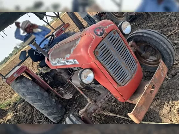 Tafe (Massey) Massey Ferguson 1035 DI