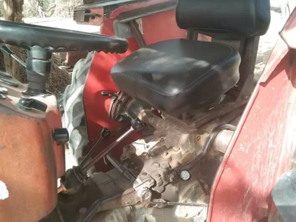 Tafe (Massey) Massey Ferguson 245 DI