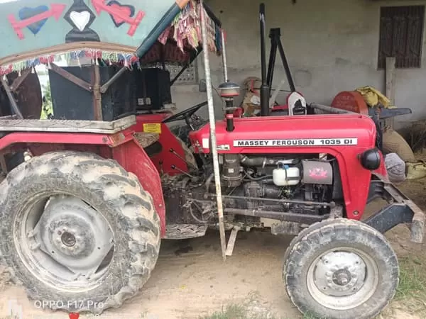 Tafe (Massey) Massey Ferguson 1035 DI