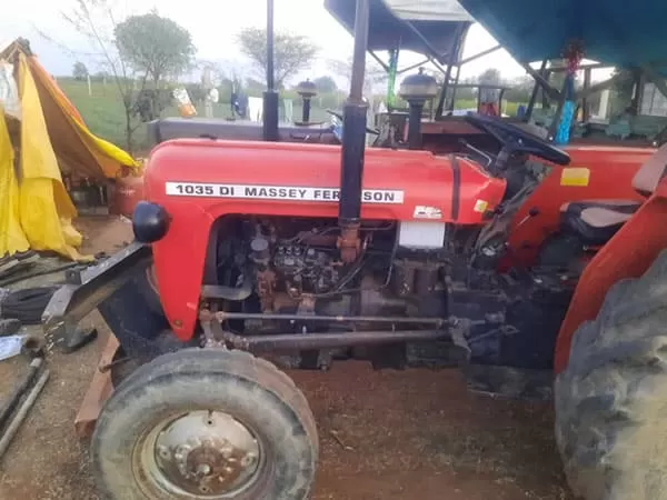 Massey Ferguson 1035 DI