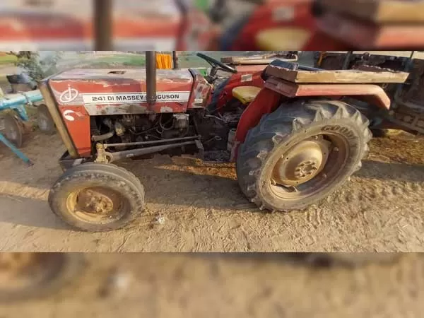 Tafe (Massey) Massey Ferguson 241 DI