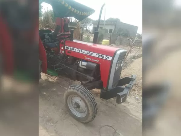 Tafe (Massey) Massey Ferguson 1035 DI