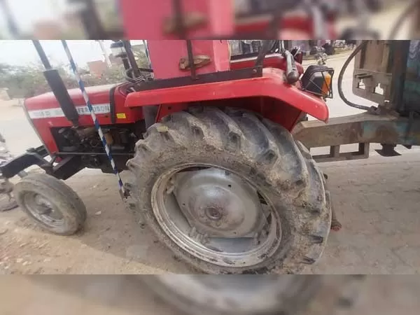 Tafe (Massey) Massey Ferguson 1035 DI