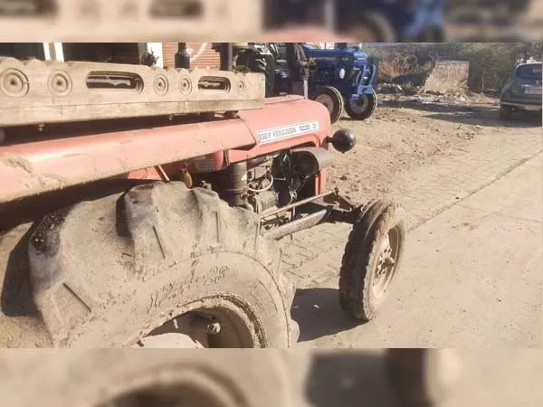 Tafe (Massey) Massey Ferguson 1035 DI