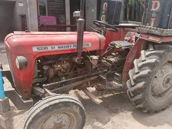 Tafe (Massey) Massey Ferguson 1035 DI