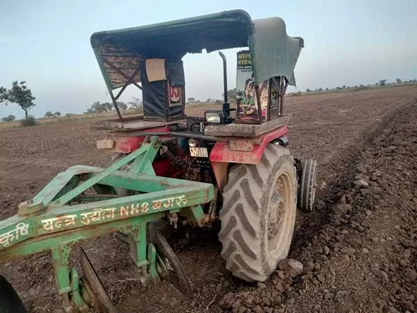 Tafe (Massey) Massey Ferguson 241 DI MAHA SHAKTI