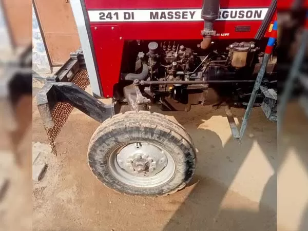 Tafe (Massey) Massey Ferguson 241 DI