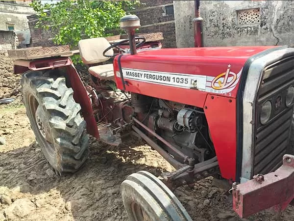 Tafe (Massey) Massey Ferguson 1035 DI