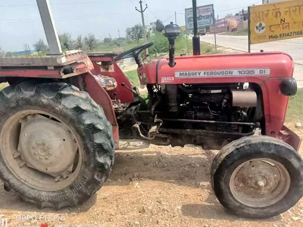 Tafe (Massey) Massey Ferguson 1035 DI