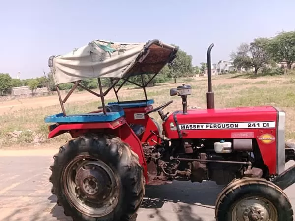 Tafe (Massey) Massey Ferguson 241 DI MAHA SHAKTI