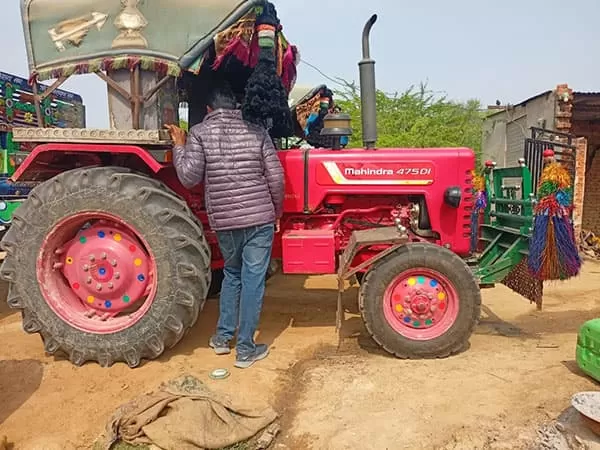 Mahindra Mahindra 475 DI