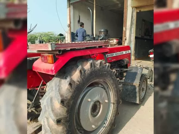 Tafe (Massey) Massey Ferguson 241 DI