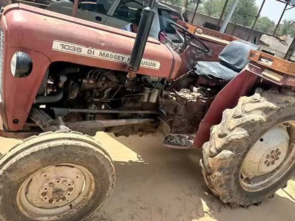 Tafe (Massey) Massey Ferguson 1035 DI