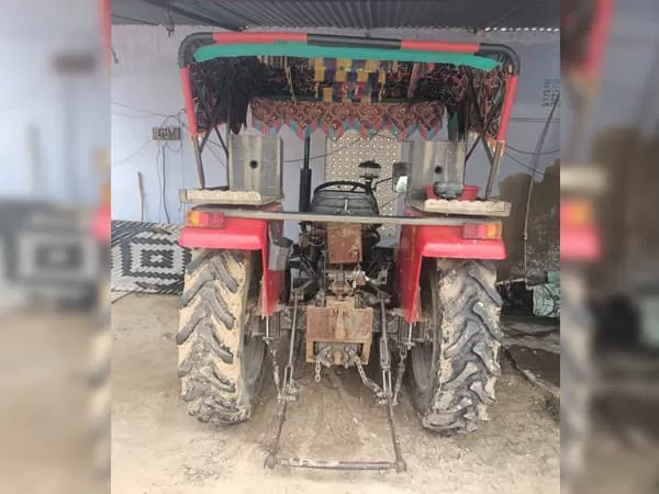 Tafe (Massey) Massey Ferguson 1035 DI