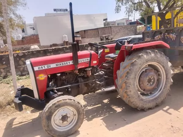 Tafe (Massey) Massey Ferguson 241 DI MAHA SHAKTI