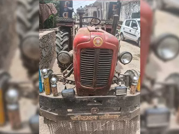 Tafe (Massey) Massey Ferguson 1035 DI