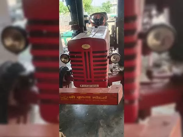 Mahindra Mahindra 275 DI TU