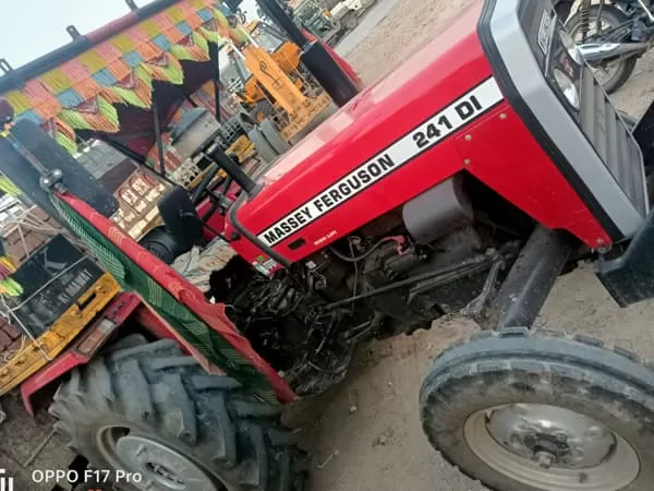 Tafe (Massey) Massey Ferguson 241 DI