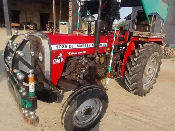 Massey Ferguson 1035 DI MAHA SHAKTI