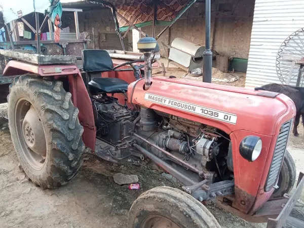 Tafe (Massey) Massey Ferguson 1035 DI