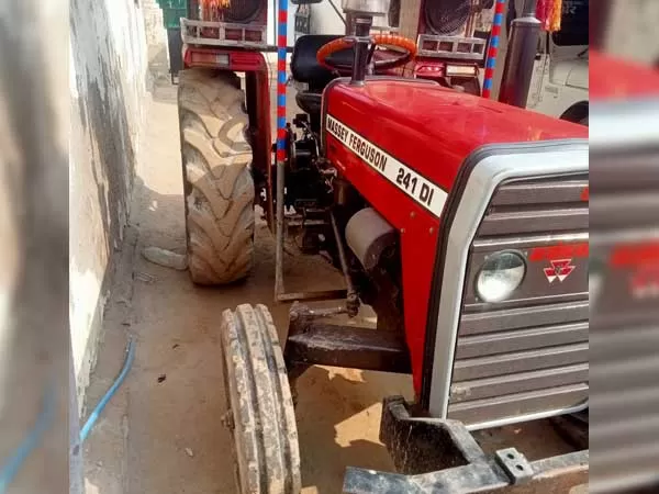 Tafe (Massey) Massey Ferguson 241 DI