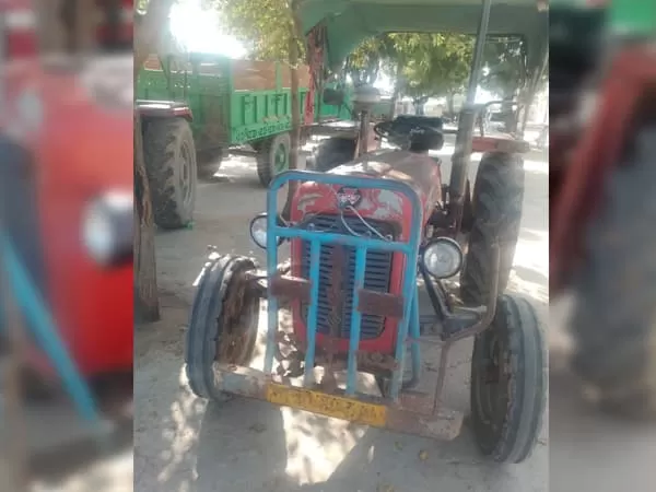 Tafe (Massey) Massey Ferguson 1035 DI