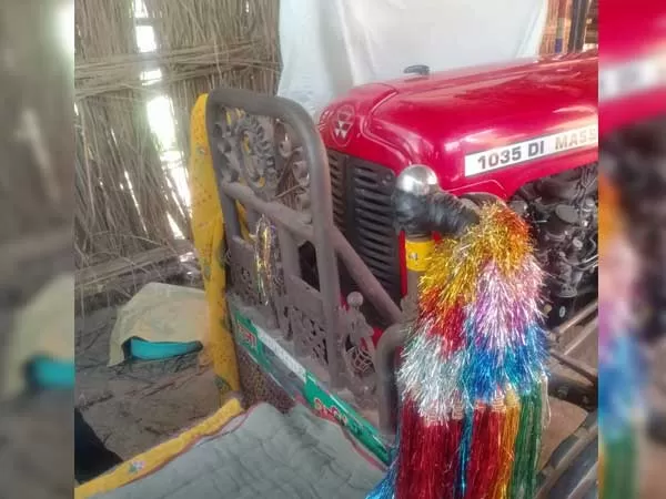 Tafe (Massey) Massey Ferguson 1035 DI