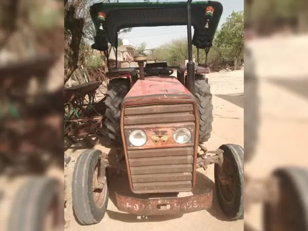Tafe (Massey) Massey Ferguson 245 DI