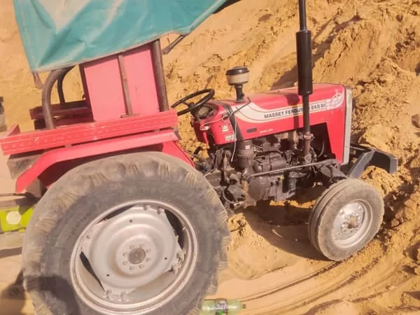 Tafe (Massey) Massey Ferguson 245 DI