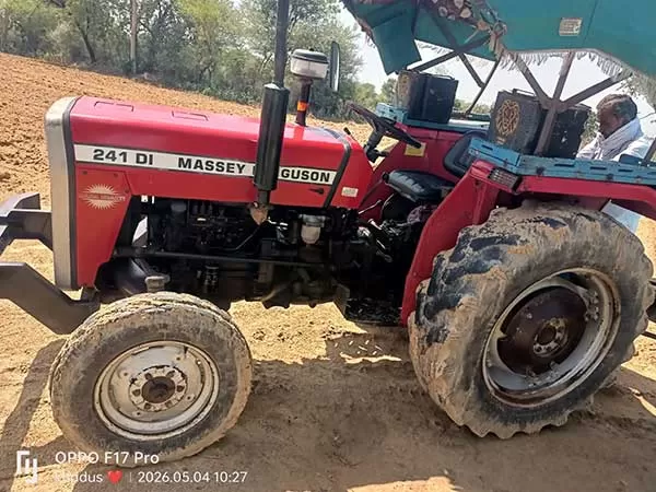 Massey Ferguson 241 DI MAHA SHAKTI