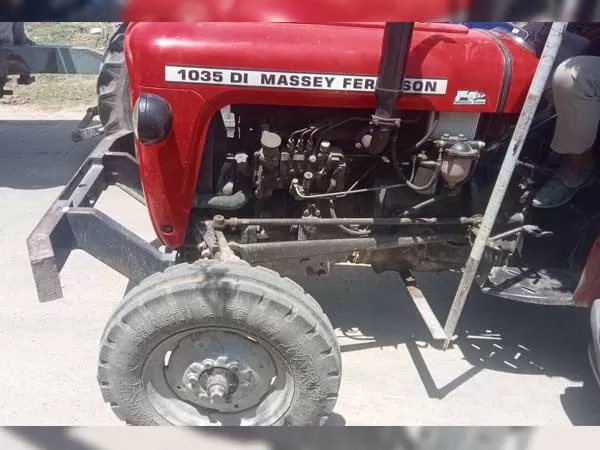 Tafe (Massey) Massey Ferguson 1035 DI