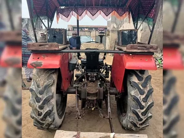 Tafe (Massey) Massey Ferguson 1035 DI