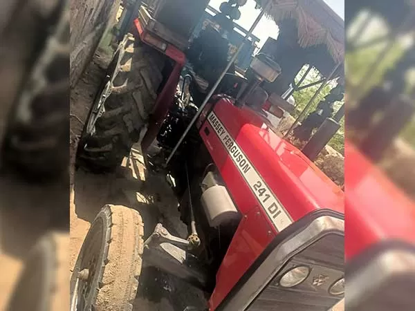 Tafe (Massey) Massey Ferguson 241 DI MAHA SHAKTI