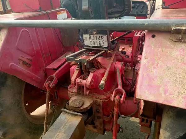Mahindra Mahindra 415 DI