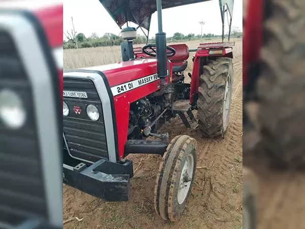 Massey Ferguson 241 DI