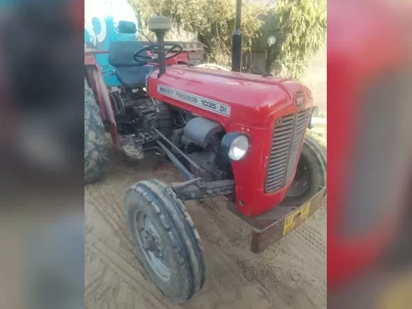 Tafe (Massey) Massey Ferguson 1035 DI
