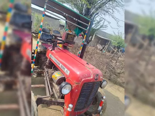 Tafe (Massey) Massey Ferguson 1035 DI
