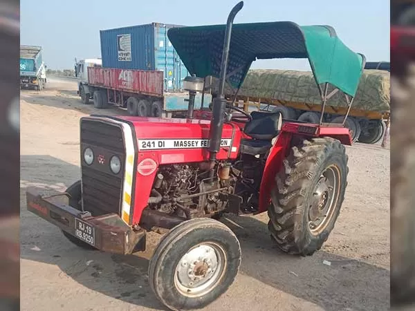 Tafe (Massey) Massey Ferguson 241 DI MAHA SHAKTI