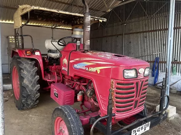 Mahindra Mahindra 575 DI