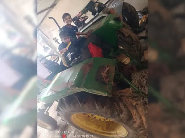 John Deere John Deere 5039 D